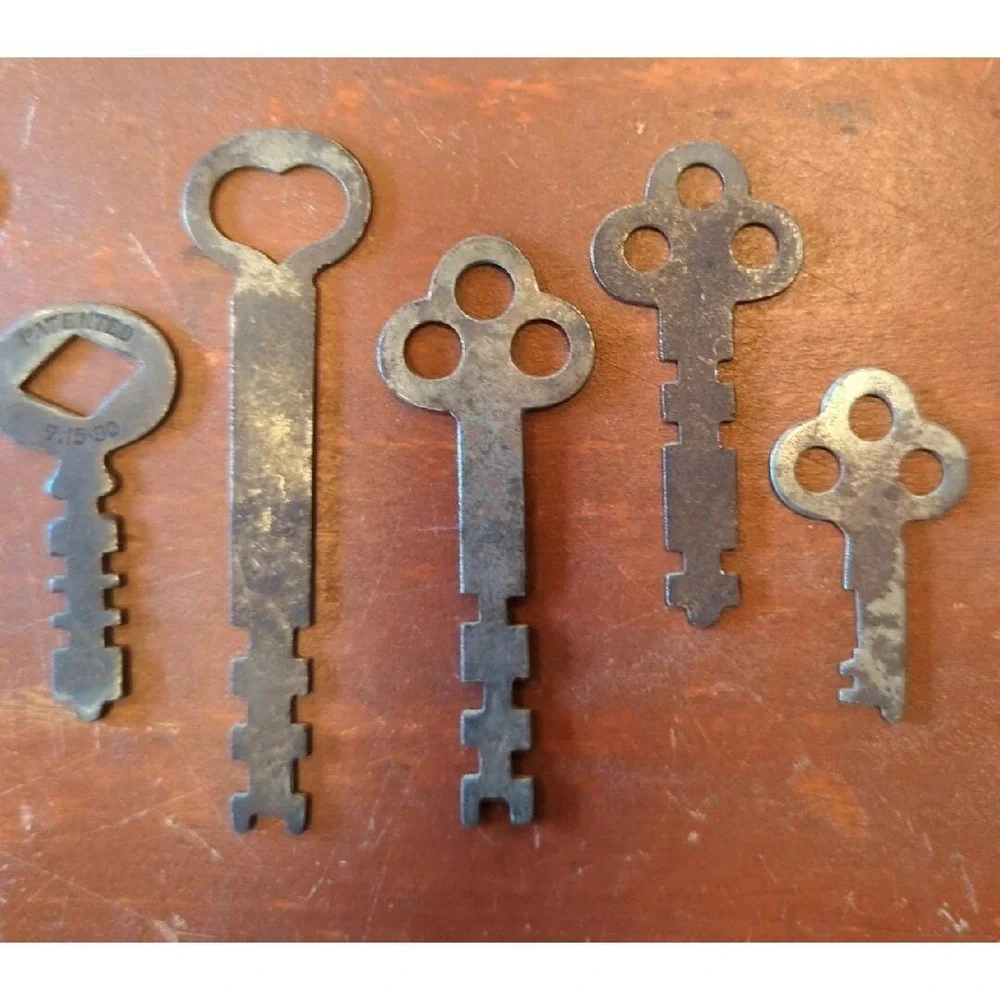 Lot of 10 Antique Padlock Lock Keys 1800s-1920s — Some Unusual Keys